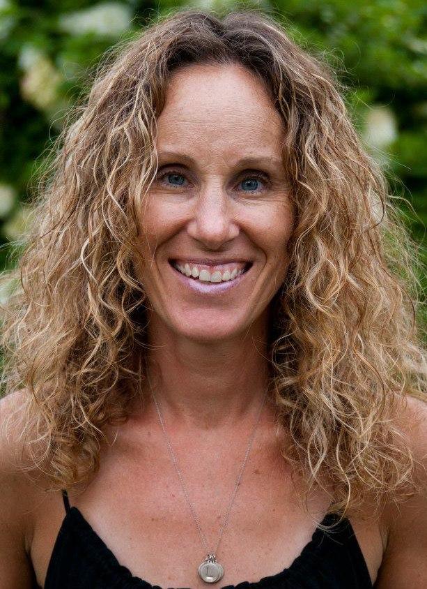 INTERVIEW With Humorous Opinion Columnist Lisa Sugarman